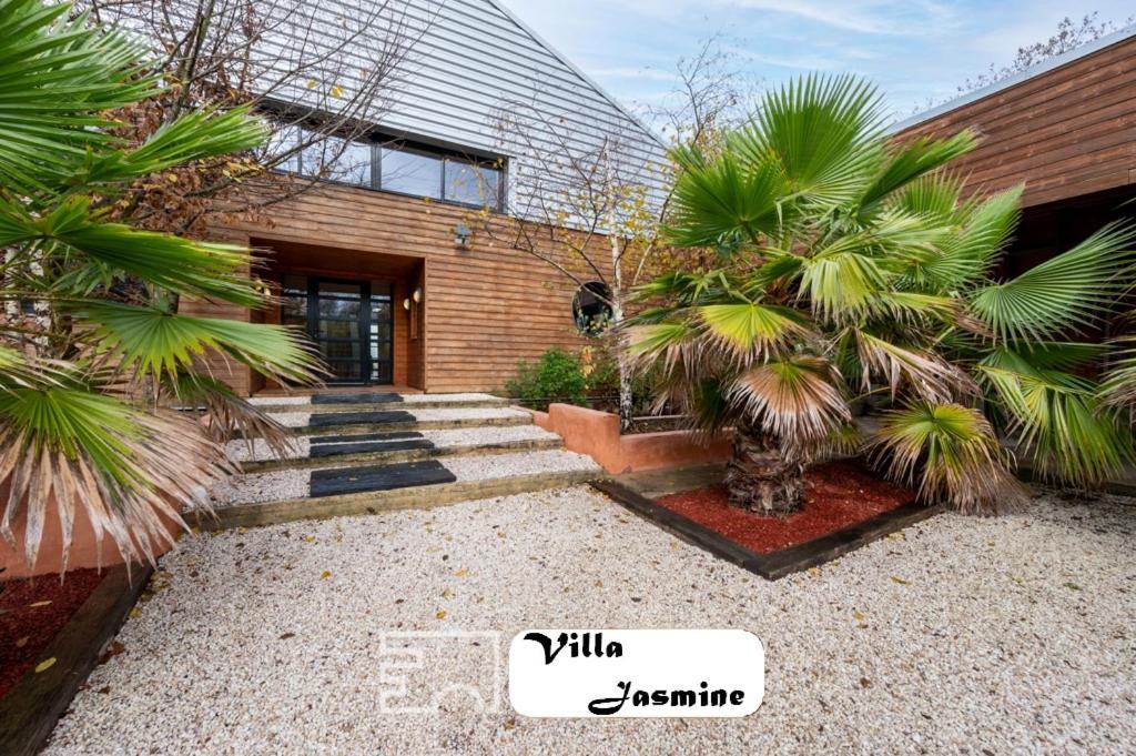 Somptueuse Villa Jasmine Saint-Meen-le-Grand Exterior photo